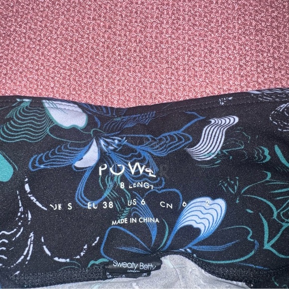 Sweaty Betty Power 7/8 Workout Leggings in Blue Arched Floral Print size 6 - Picture 7 of 7